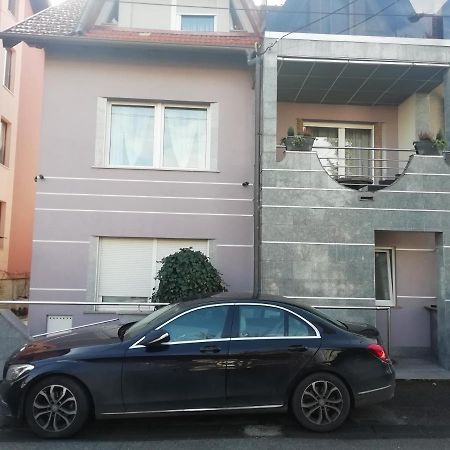 Studio Apartment New Home Zagreb Luaran gambar